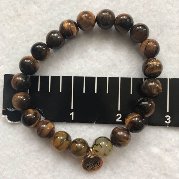 Dragon Veined Beads bracelet with Gold Lotus Charm - Picture 3 of 7